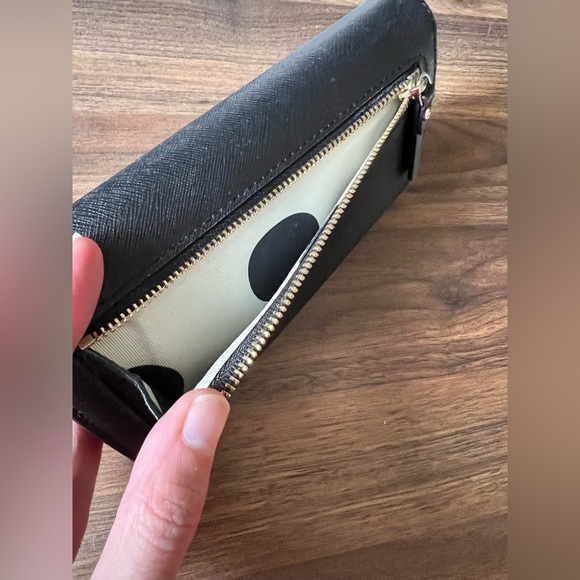 Kate Spade Wallet - Picture 3 of 4